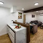 7 Appartement *