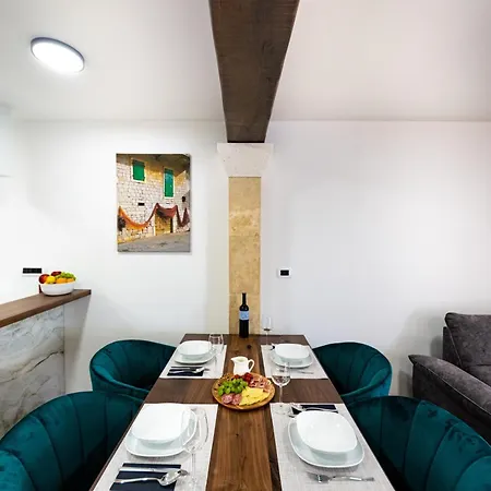 7 * Povlja (Brac)
