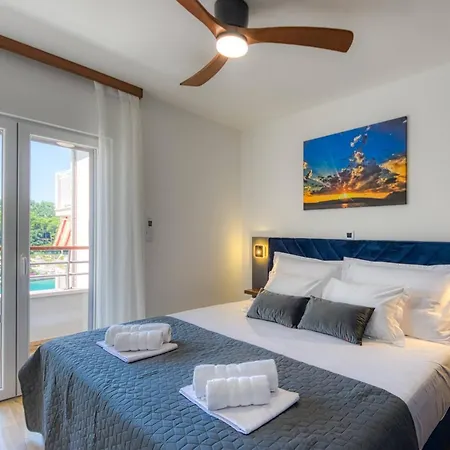 7 * Povlja (Brac)